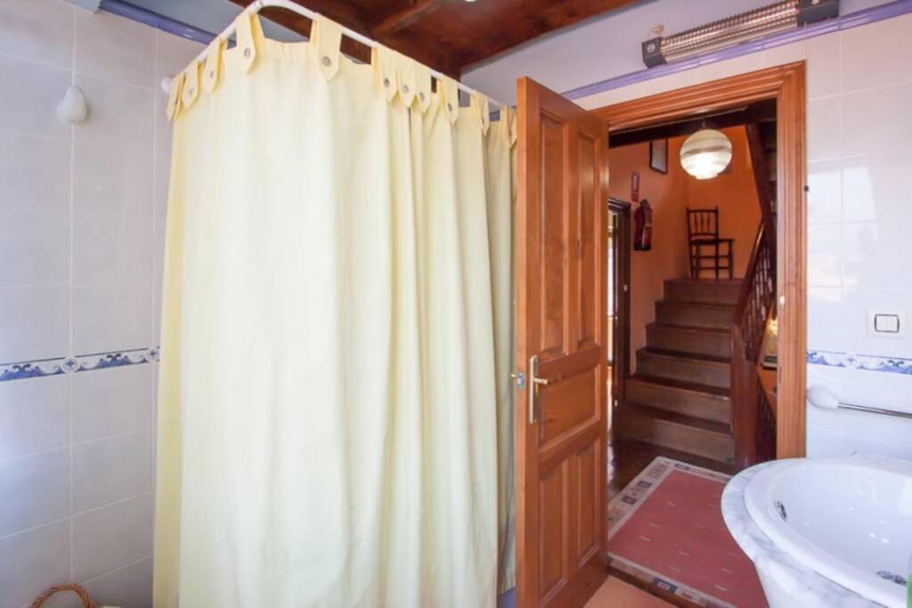 Casa Del Cuetu. Traditional In Asturias *