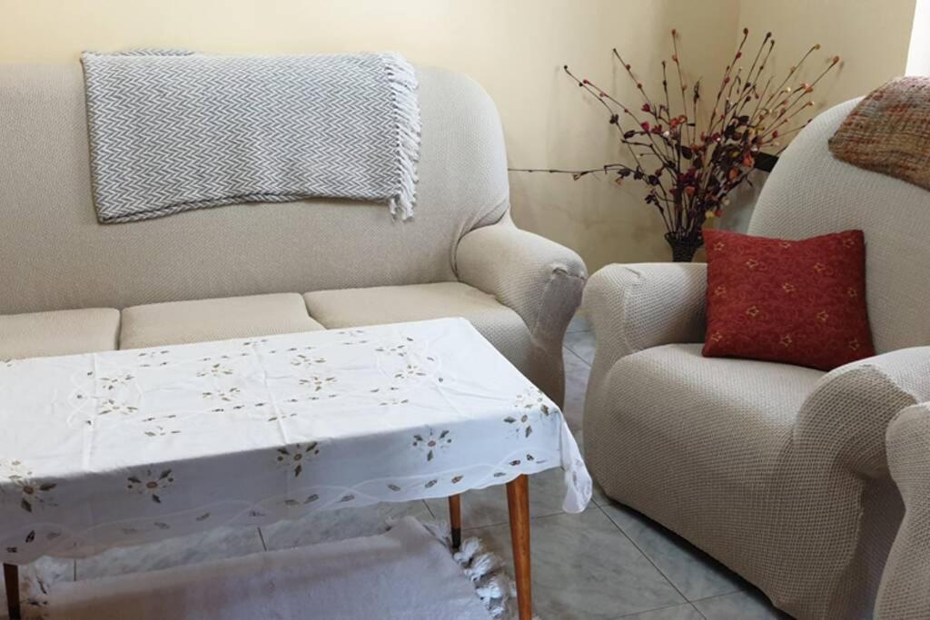 Casa Del Cuetu. Traditional In Asturias Holiday home Mere